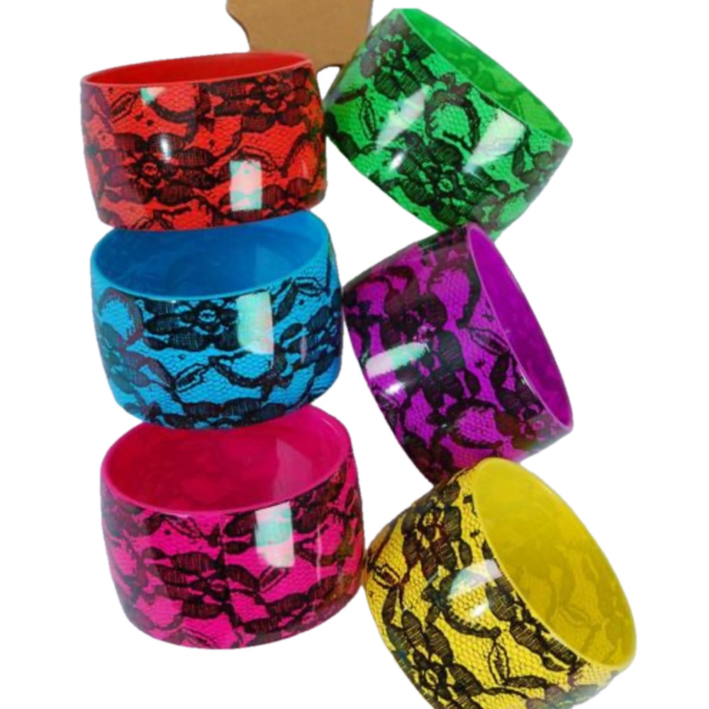 20454 ❤️ Red Bangle Acrylic Wide Flower Lace Looking Bracelet Wholesale